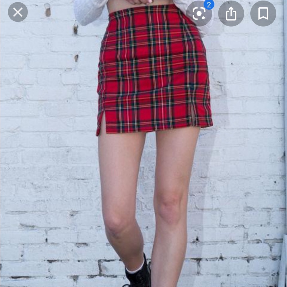 NWOT CARA SKIRT❤️